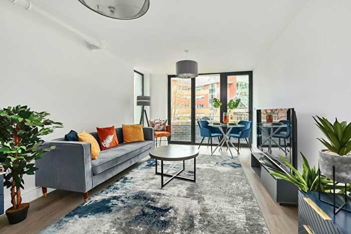 1 Bedroom Apartment To Rent In Farnborough, GU14