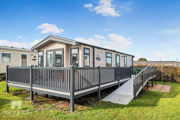2 Bedroom Detached House For Sale In Durdle Door Holiday Park, West Lulworth, BH20