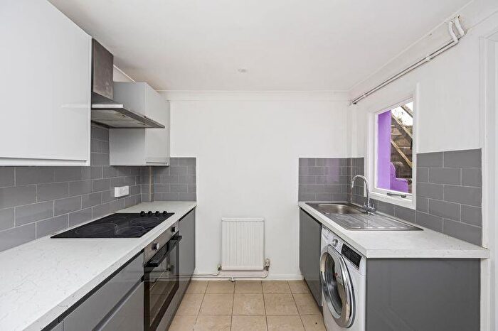 2 Bedroom Terraced House For Sale In Park Road Terrace, Hanover, Brighton, BN2 - Photo 2