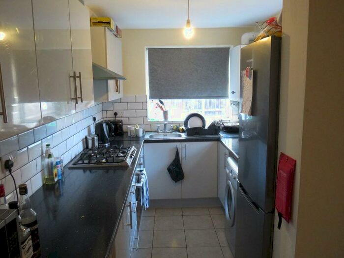 3 Bedroom Detached House To Rent In Radford Boulevard, Nottingham, Nottinghamshire, NG7