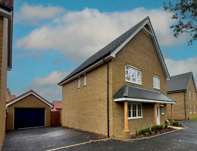 4 Bedroom Detached House To Rent In Maypole Road, Maldon, Essex, CM9