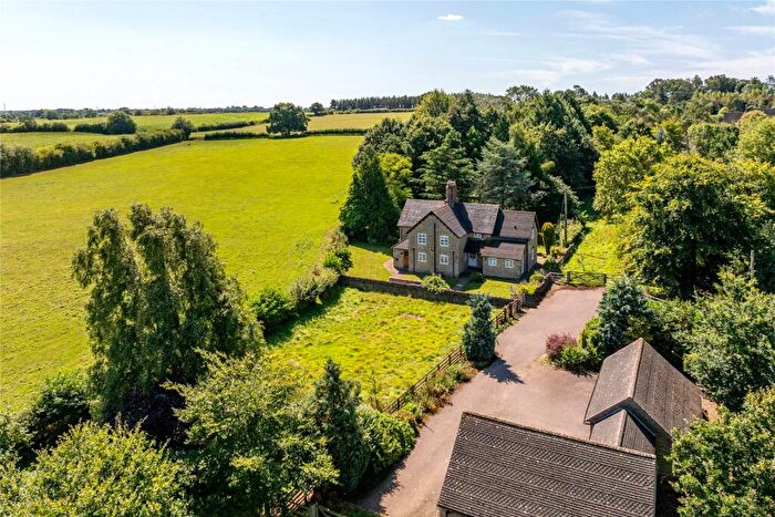 3 Bedroom Detached House For Sale In Heathencote, Towcester, Northamptonshire, NN12