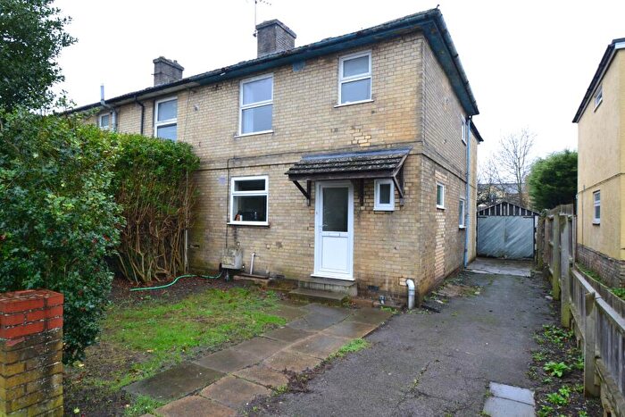 4 Bedroom Semi Detached House To Rent In Oak Tree Avenue, Chesterton, Cambridge, CB4