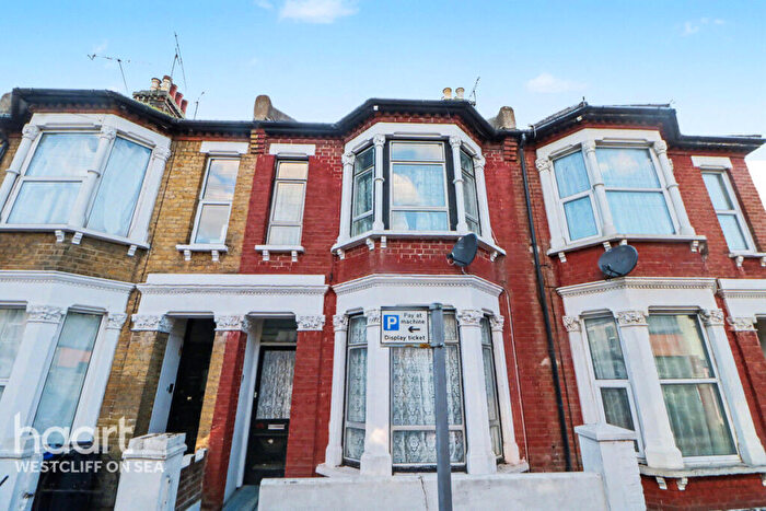 3 Bedroom Terraced House For Sale In Gordon Road, Southend-On-Sea, SS1