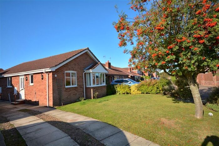 2 Bedroom Bungalow To Rent In Moat Way, Brayton, YO8