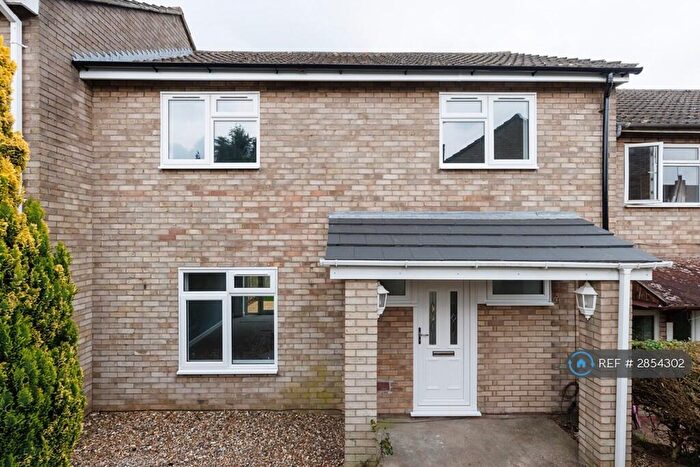 3 Bedroom Terraced House To Rent In Tudor Close, Thetford, IP24