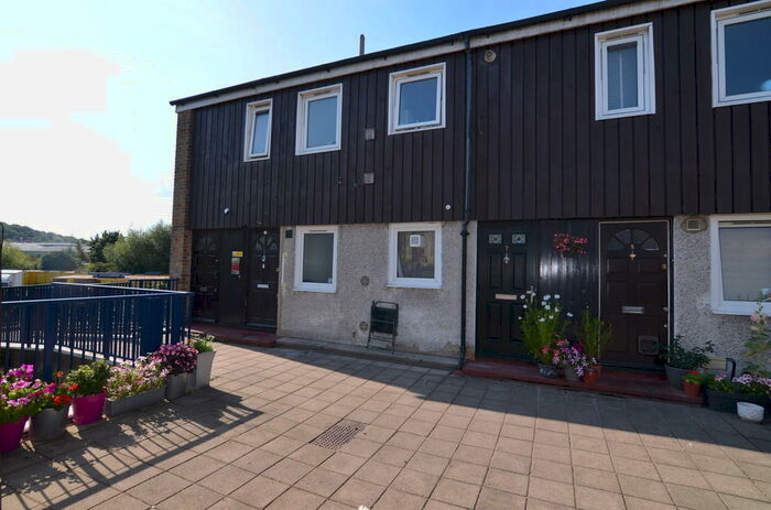 1 Bedroom Maisonette To Rent In Pollard Walk, DA14