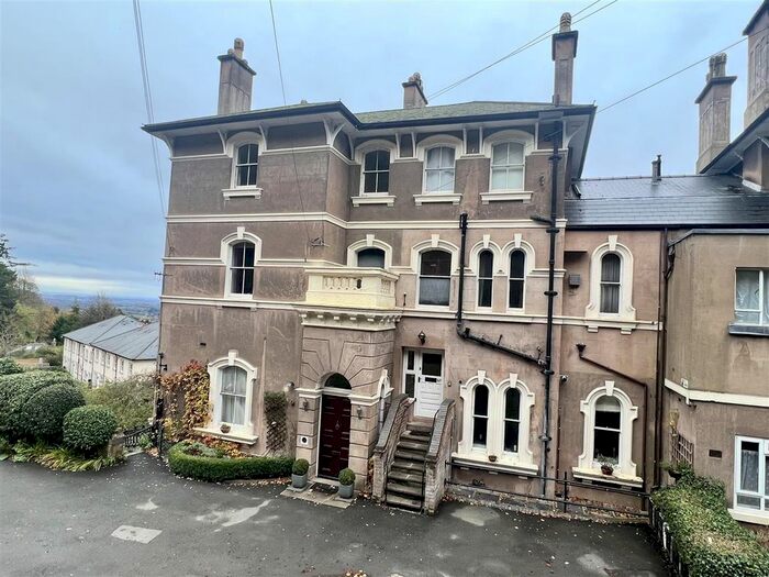 1 Bedroom Flat To Rent In Abbey Road, Malvern, WR14