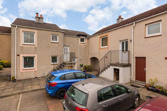 2 Bedroom Flat For Sale In Bonaly Rise, Edinburgh, EH13