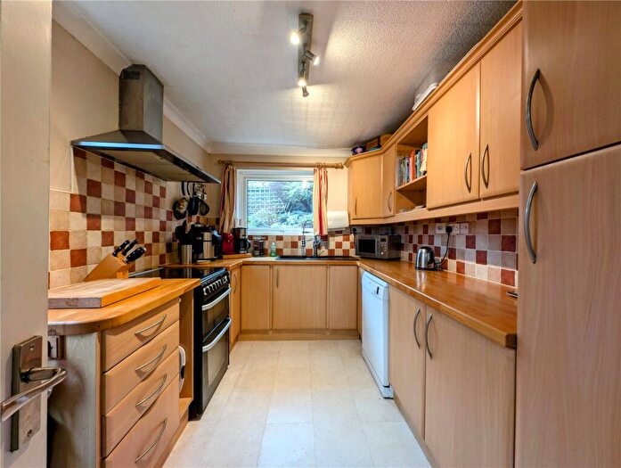 3 Bedroom Detached House For Sale In Pitt Street, Kidderminster, Worcestershire, DY10