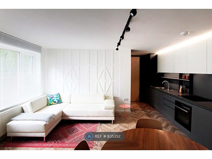 1 Bedroom Flat To Rent In Dover Court, London, N1