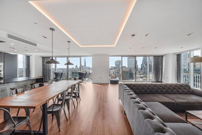 3 Bedroom Apartment To Rent In Cashmere House, London, E1