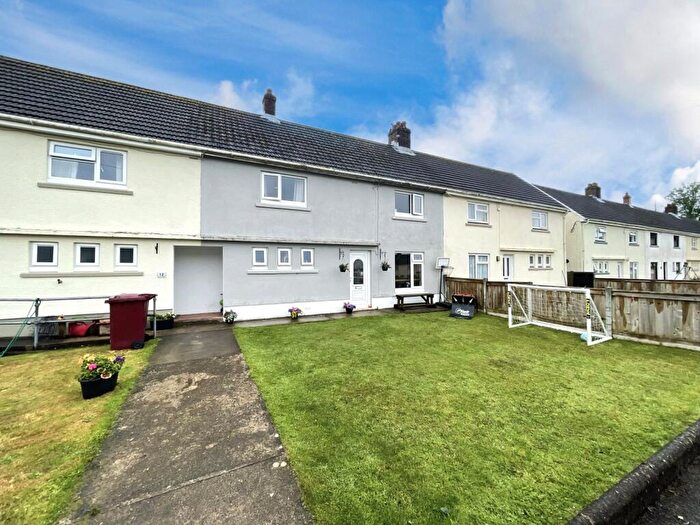 3 Bedroom Terraced House For Sale In Heol Y Gaer, Clynderwen, Pembrokeshire, SA66