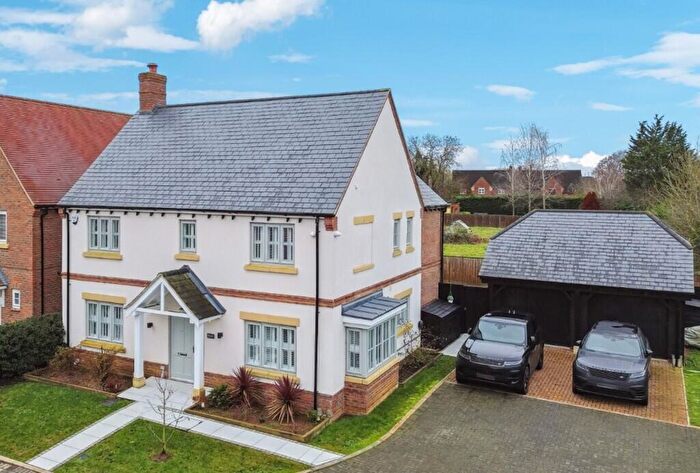 5 Bedroom Detached House For Sale In Pfullmann Street, Aston Clinton, HP22