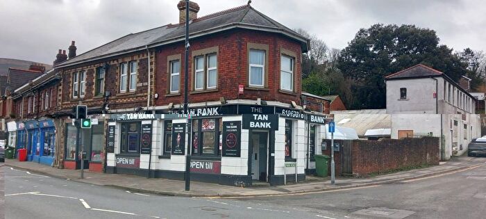 2 Bedroom Flat To Rent In B Tredegar Street, Risca, NP11