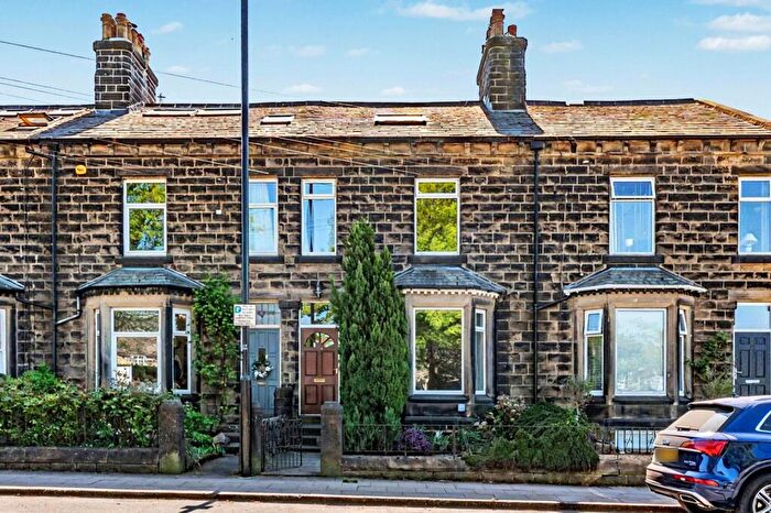 3 Bedroom Terraced House For Sale In Oxford Road, Guiseley, LS20