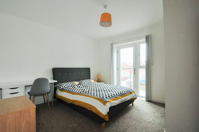 4 Bedroom Town House To Rent In Anvil Place, Manchester, M15