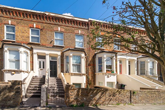 1 Bedroom Flat For Sale In Portnall Road, London, W9