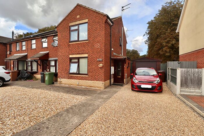 2 Bedroom End Of Terrace House For Sale In Dunkirk Road, Lincoln, LN1