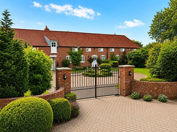 4 Bedroom Detached House For Sale In Camerton Hall Lane, Camerton, Hull, East Yorkshire, HU12