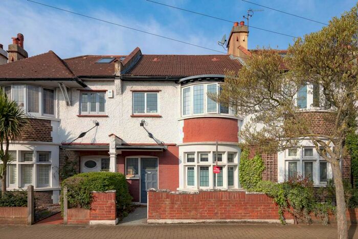 3 Bedroom Terraced House To Rent In Bracken Avenue, Nightingale Triangle, London, SW12