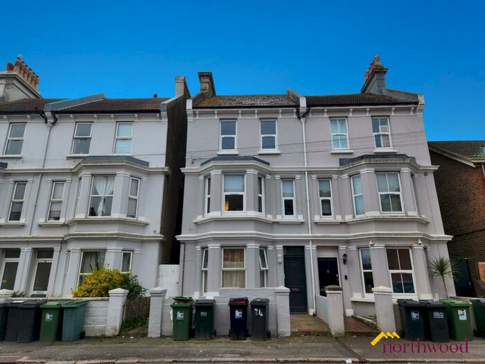 1 Bedroom Flat To Rent In Langney Road, Town Centre, Eastbourne, BN21