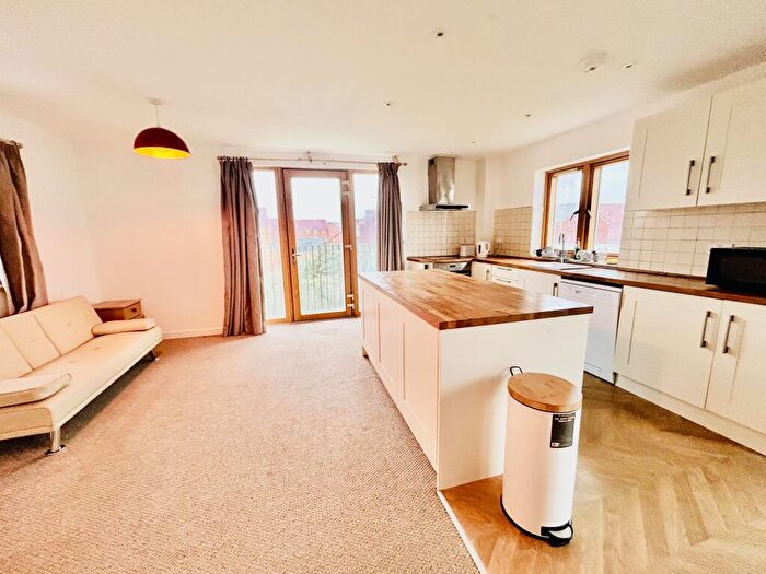 4 Bedroom House To Rent In Marston Croft, Southam, CV47