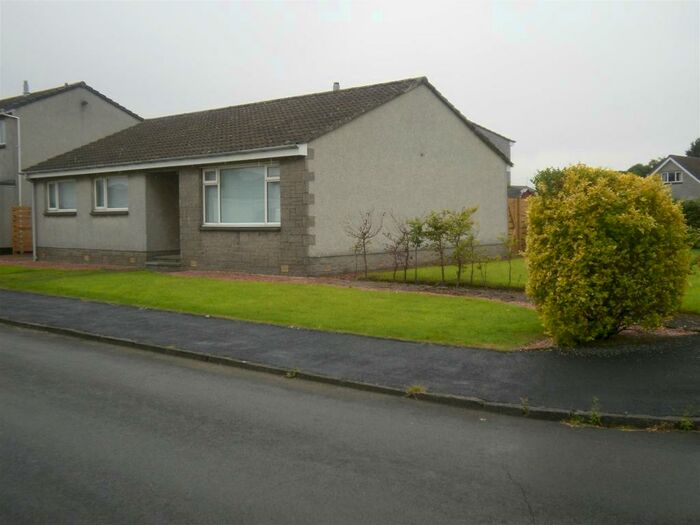 3 Bedroom Detached Bungalow To Rent In Dundas Road, Causewayhead, Stirling, FK9