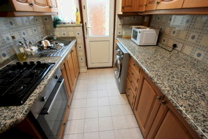 4 Bedroom Terraced House To Rent In Fishponds Road, Tooting Bec, SW17