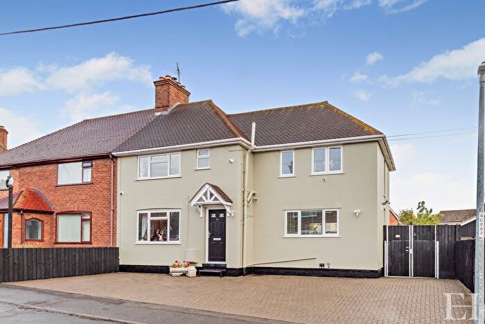 4 Bedroom Semi-Detached House For Sale In Linton, Cambridge, CB21