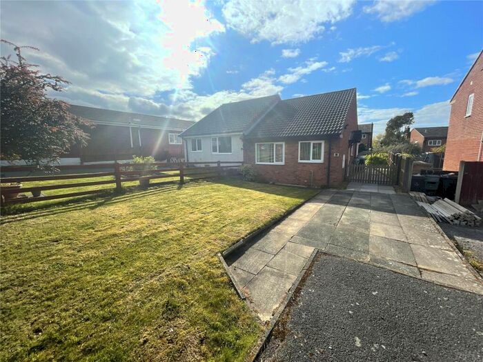 2 Bedroom Bungalow To Rent In Rhodfa Lwyd, Llysfaen, Colwyn Bay, Conwy, LL29