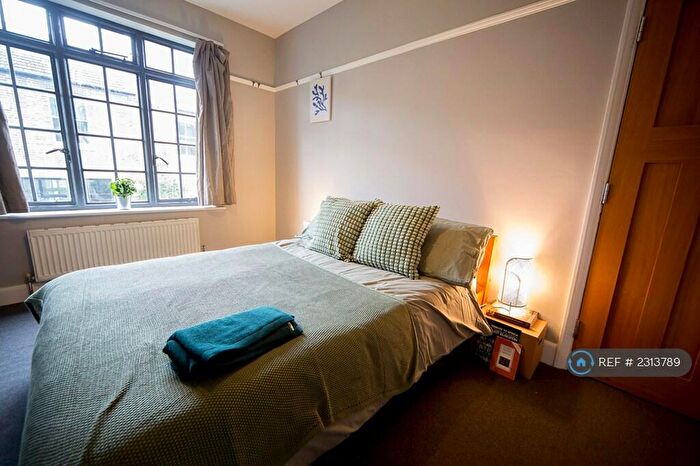 5 Bedroom Terraced House To Rent In Bushey Hill Road, London, SE5