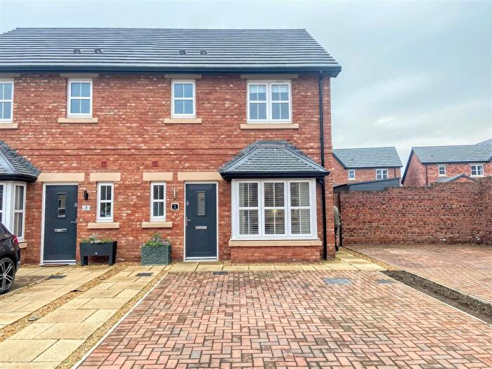 3 Bedroom Semi Detached House To Rent In Martinsyde, Middleton St. George, DL2