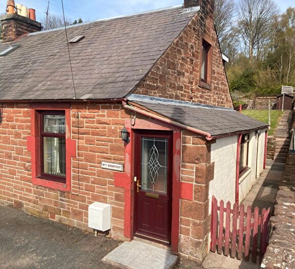 2 Bedroom Cottage To Rent In Quarry Road, Locharbriggs, Dumfries, DG1
