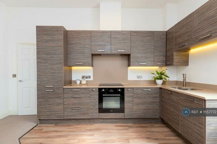 1 Bedroom Flat To Rent In Windsor Club, Leamington Spa, CV32