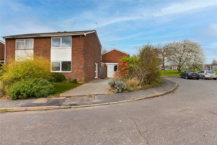 2 Bedroom Semi-Detached House To Rent In Lancelot Way, Fenstanton, Huntingdon, Cambridgeshire, PE28