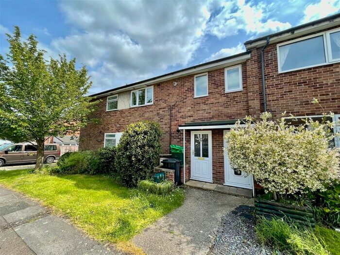 2 Bedroom Flat To Rent In Sorrel Close, Newbury, RG14
