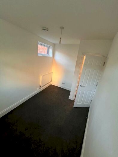 1 Bedroom Flat To Rent In Bishopsworth Road, Bristol, BS13