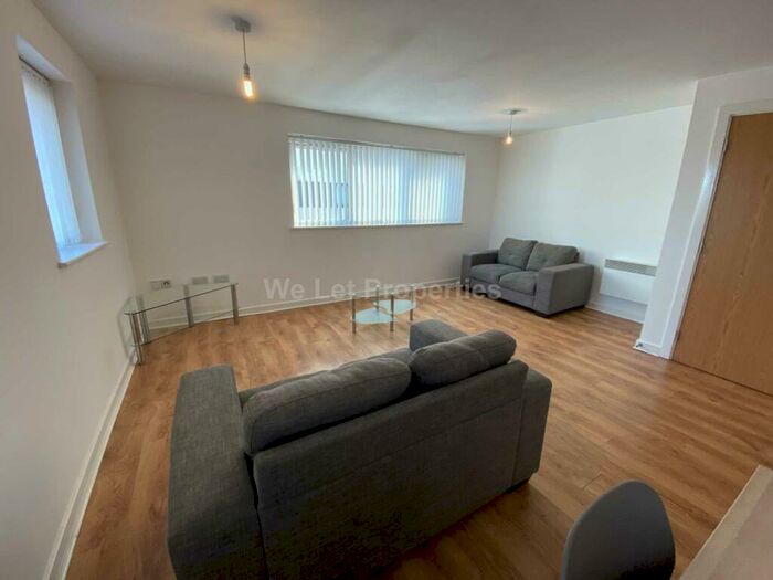 3 Bedroom Apartment To Rent In , Naval Street, NQ4