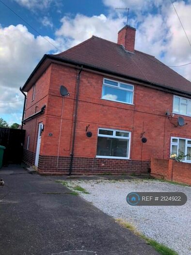 3 Bedroom Semi-Detached House To Rent In Southwold Drive, Nottingham, NG8