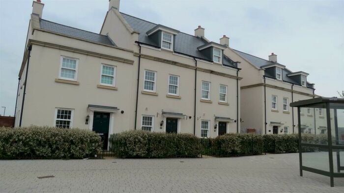 4 Bedroom Terraced House To Rent In Yew Tree Road, Brockworth, GL3