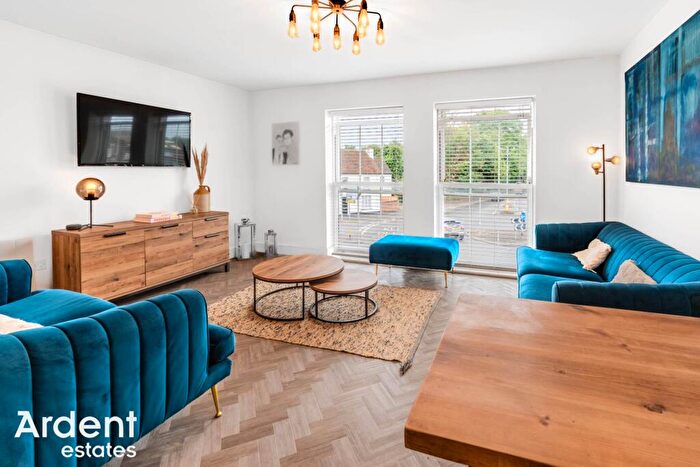 2 Bedroom Flat For Sale In Anchor Lane, Heybridge, CM9