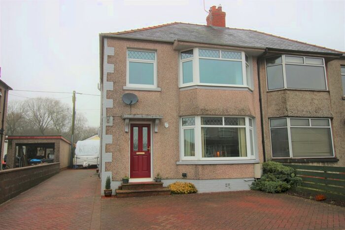 3 Bedroom Semi-Detached House For Sale In Grant Avenue, Lockerbie, DG11