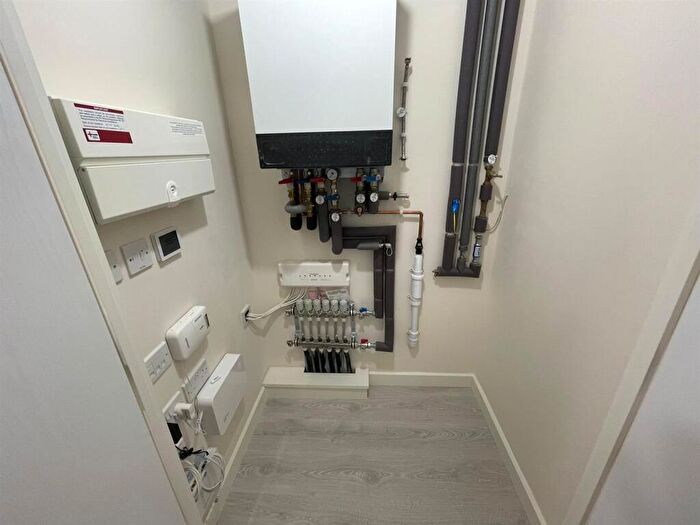2 Bedroom Apartment To Rent In Hargrave Drive, Harrow, HA1