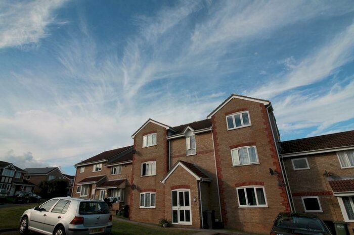 2 Bedroom Flat To Rent In Ellan Hay Road, Bradley Stoke, BS32