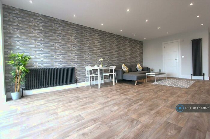 1 Bedroom Flat To Rent In Alma Street, Luton, LU1