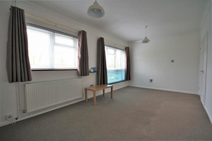 2 Bedroom Flat To Rent In Cannell Green, Norwich, NR3