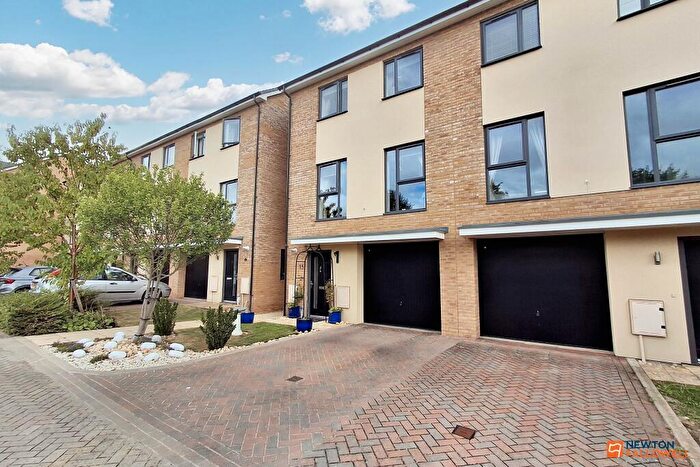 4 Bedroom Semi-Detached House For Sale In St Johns Close, Longthorpe, Peterborough, PE3