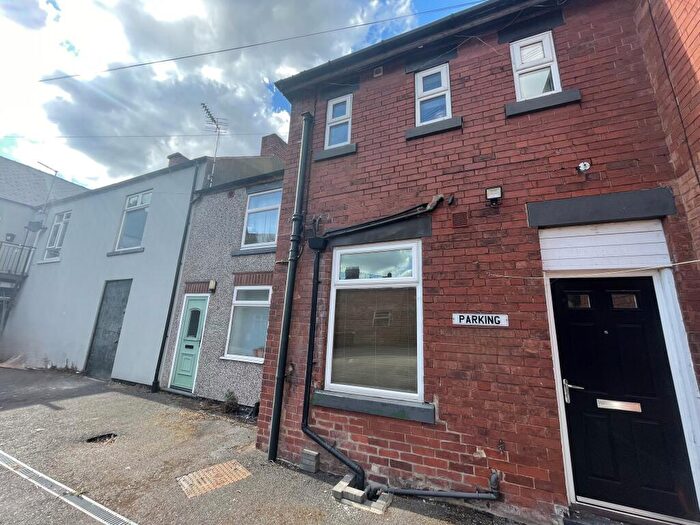 2 Bedroom Apartment To Rent In Market Place, Ripley, DE5