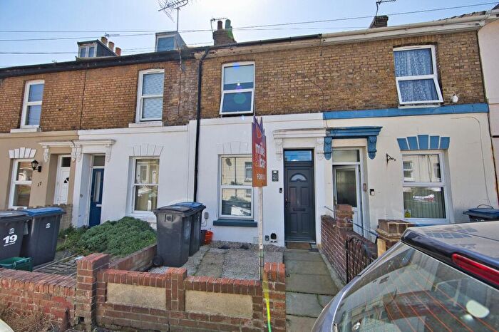 3 Bedroom Terraced House For Sale In Odo Road, Dover, Kent, CT17